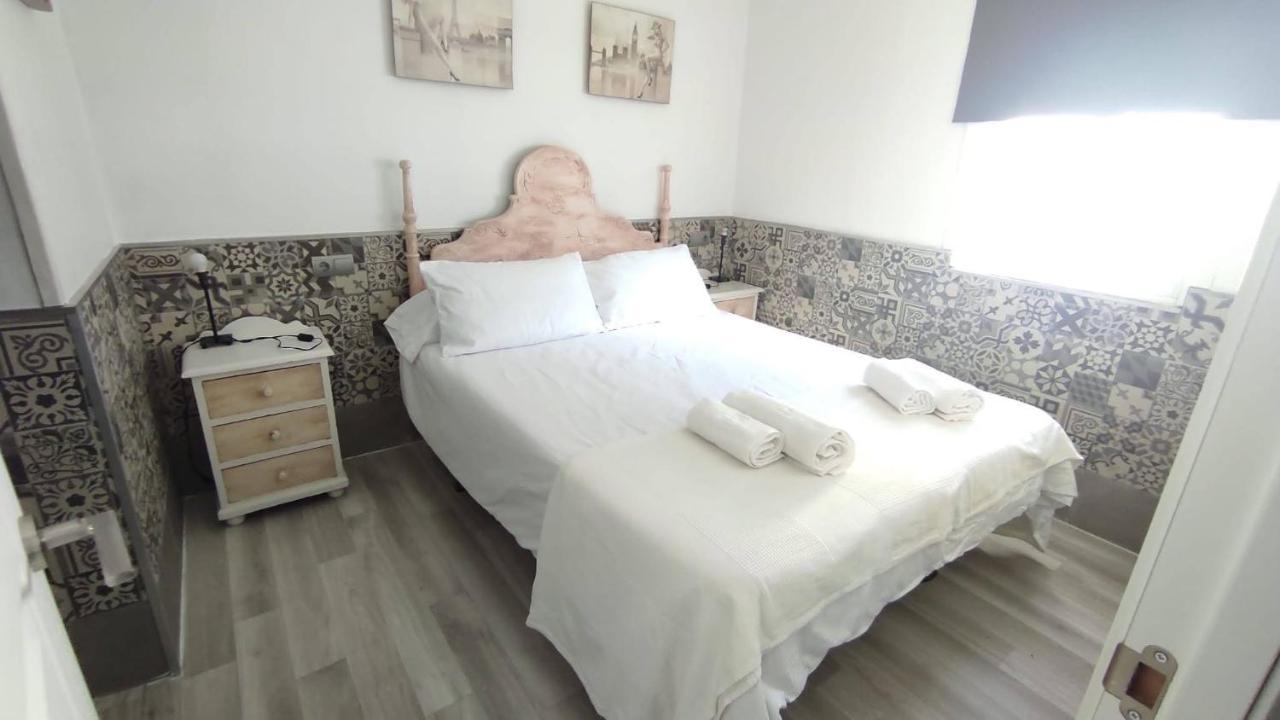 Villa Conil โกนิล เด ลาฟรอนเตรา ภายนอก รูปภาพ