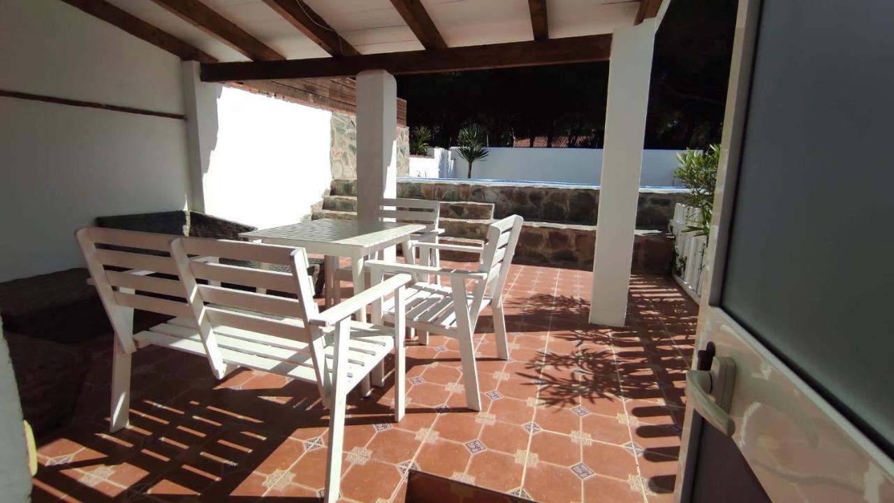 Villa Conil โกนิล เด ลาฟรอนเตรา ภายนอก รูปภาพ